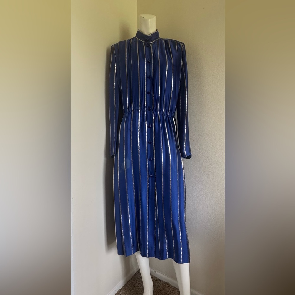 💯 Auth Vintage 70s CHANEL silk dress with Gripoix buttons